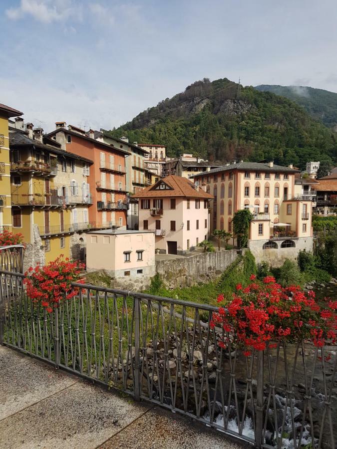 Residenza La Roggia Apartment Varallo Exterior photo